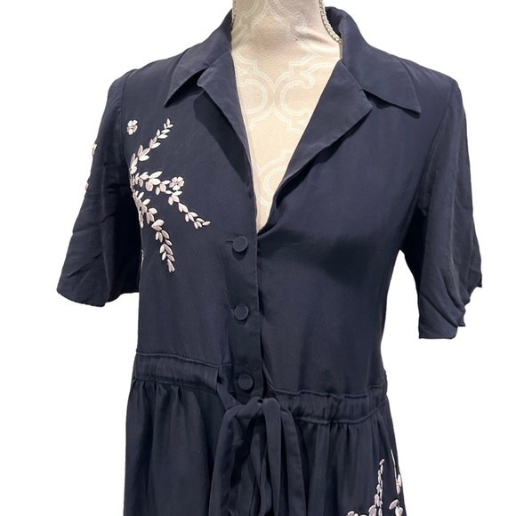 Cinq a Sept Silk Button Blue Dress Embroidered Floral Rose Pink Pockets Small 4 - Picture 2 of 16